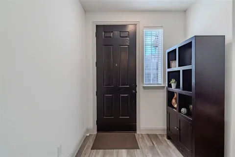 $325,000 | 2509 Barnwood Lane, Garland, TX 75042