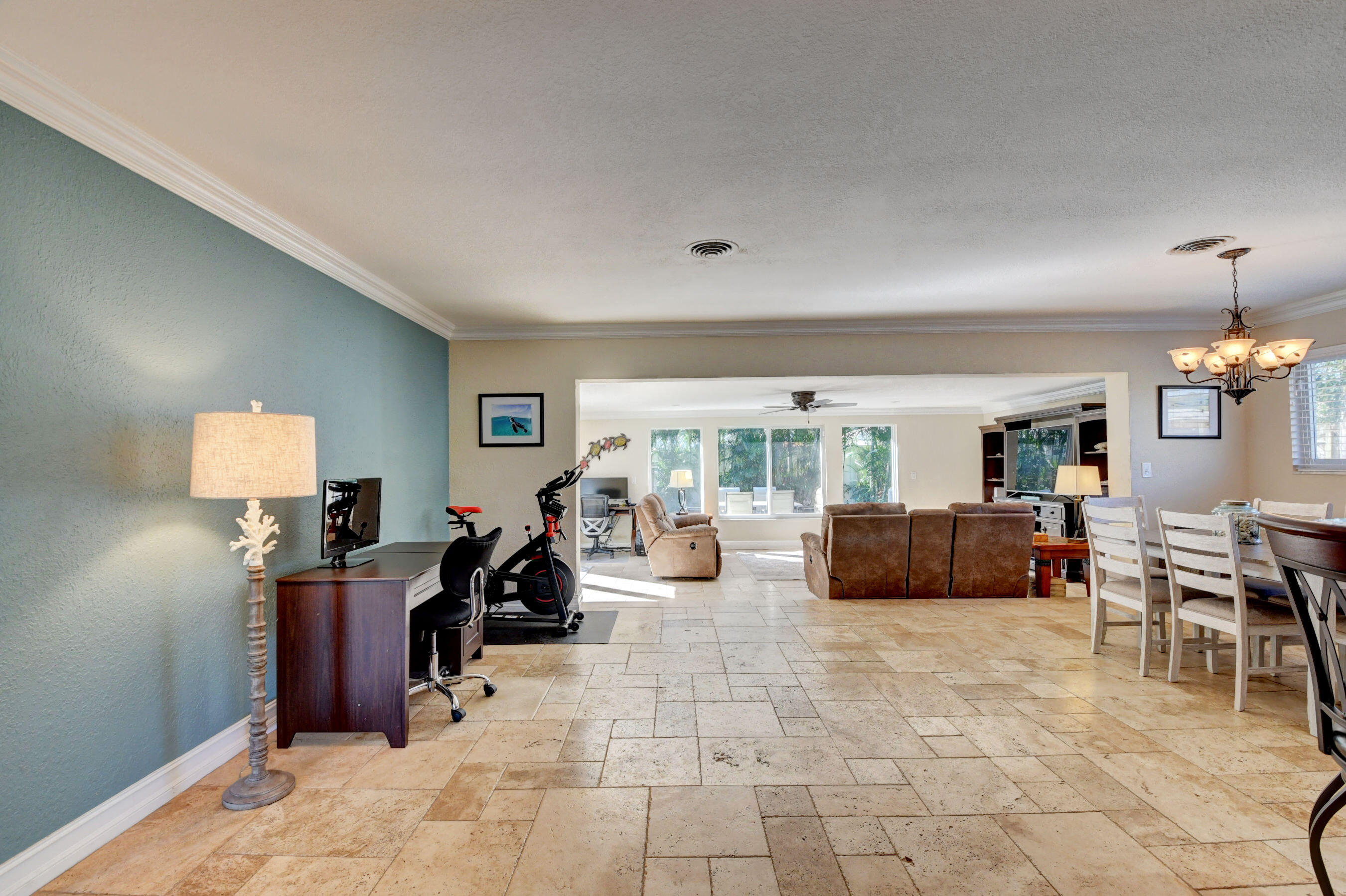 780 Southwest 5th Street Boca Raton, FL 33486 - Photo 7 of 28 Living Area