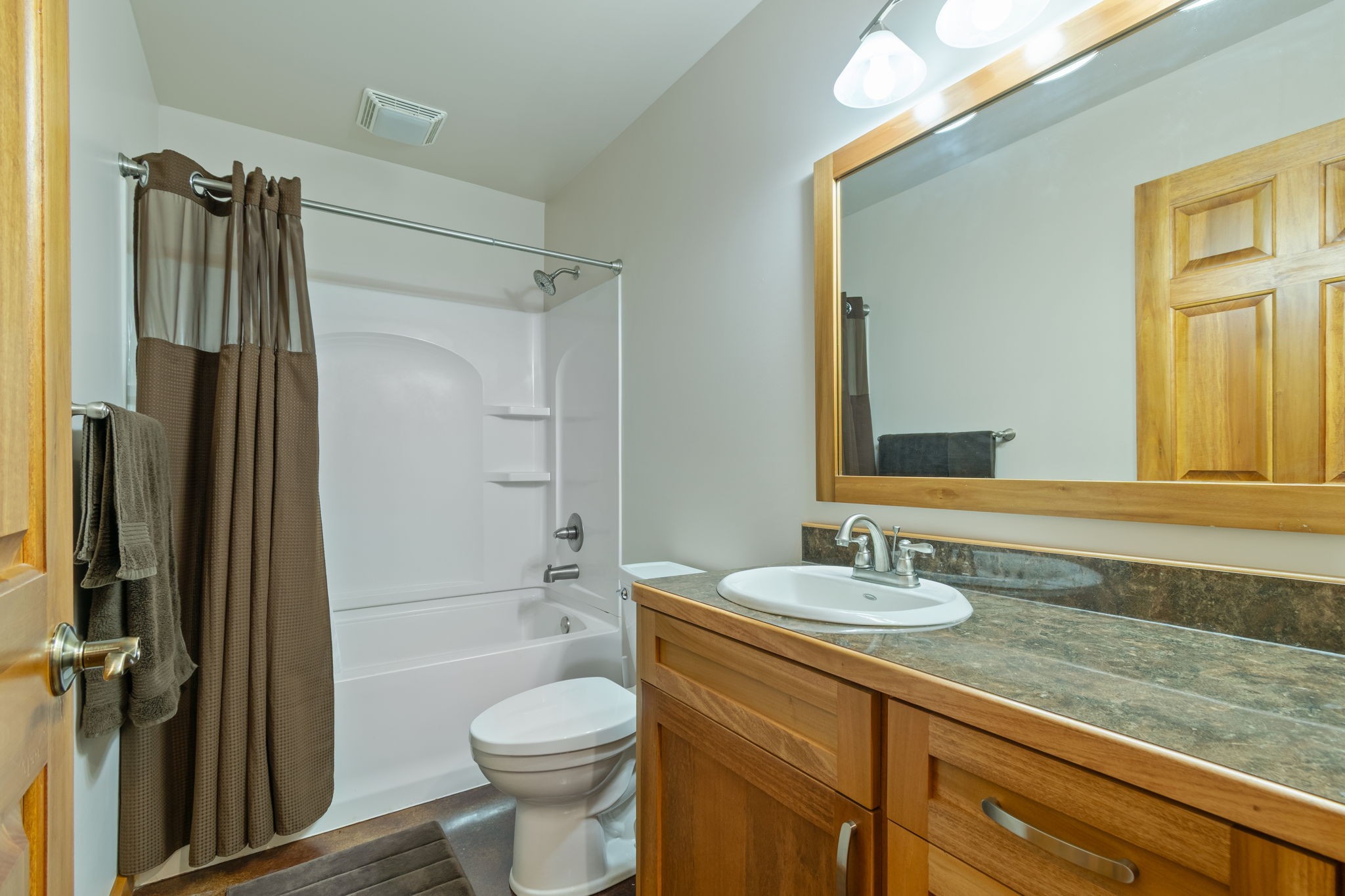 942 Rockhouse Road Hohenwald, TN 38462 - Photo 14 of 68