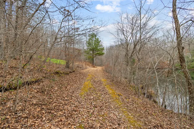 $635,000 | 942 Rockhouse Road, Hohenwald, TN 38462