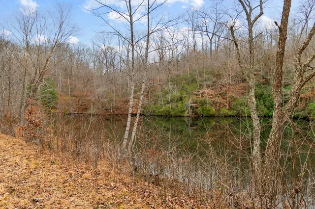 $635,000 | 942 Rockhouse Road, Hohenwald, TN 38462
