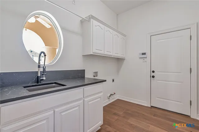 $820,000 | 200 Tovas Secret Cove, Georgetown, TX 78628