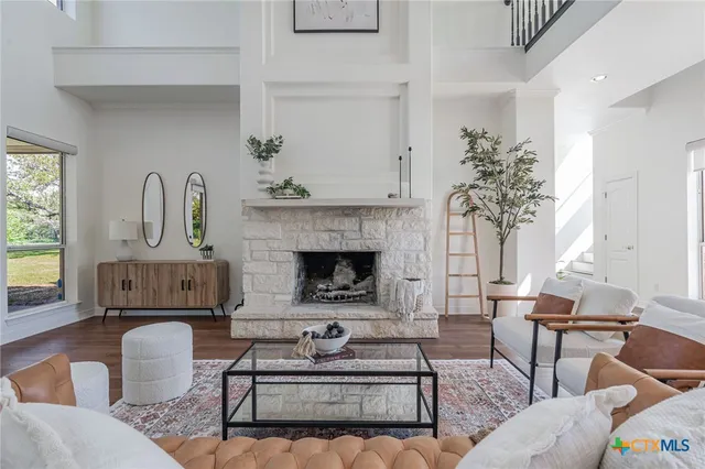 $820,000 | 200 Tovas Secret Cove, Georgetown, TX 78628