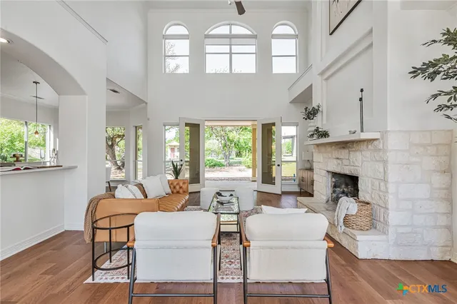 $820,000 | 200 Tovas Secret Cove, Georgetown, TX 78628