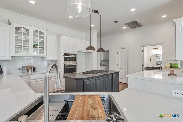 $820,000 | 200 Tovas Secret Cove, Georgetown, TX 78628