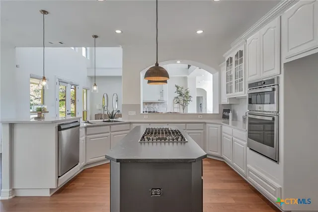 $820,000 | 200 Tovas Secret Cove, Georgetown, TX 78628