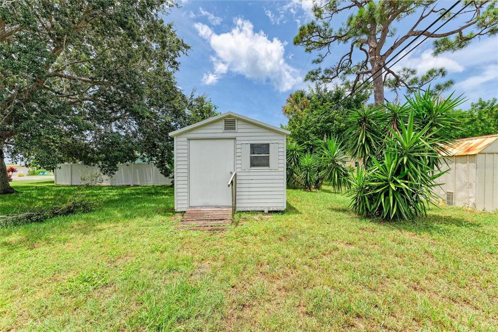 1640 Saturn Road Venice, FL 34293 - Photo 30 of 79
