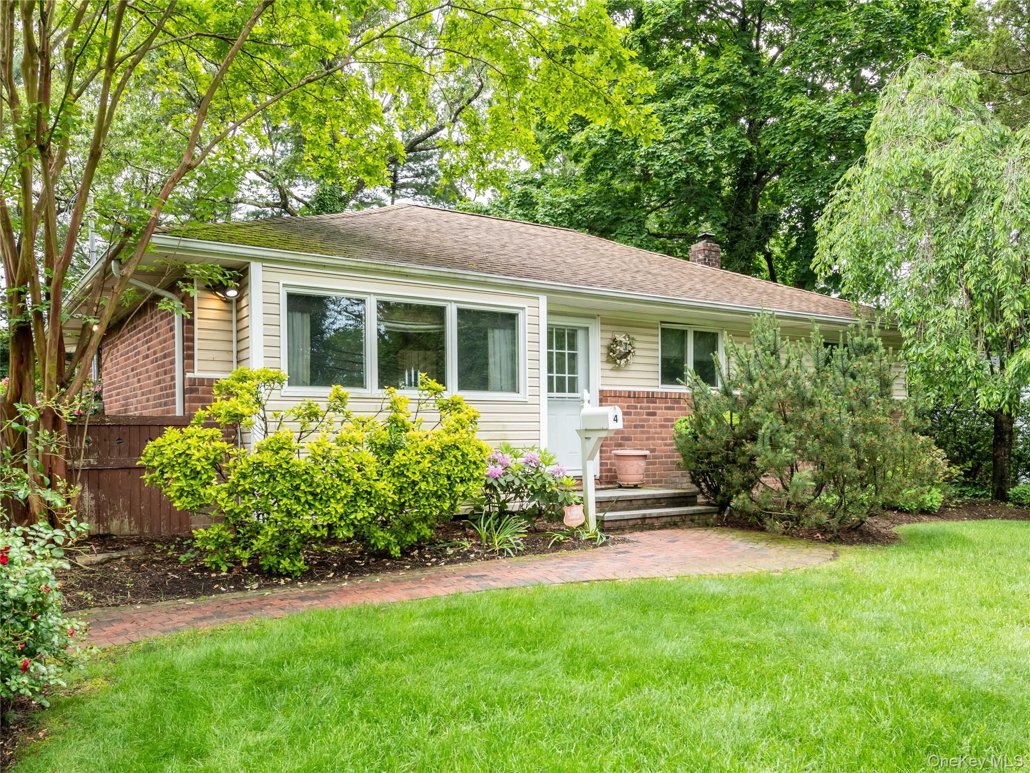 4 Chevy Chase Road Huntington, NY 11743 - Photo 1 of 1 Gallery Image 1