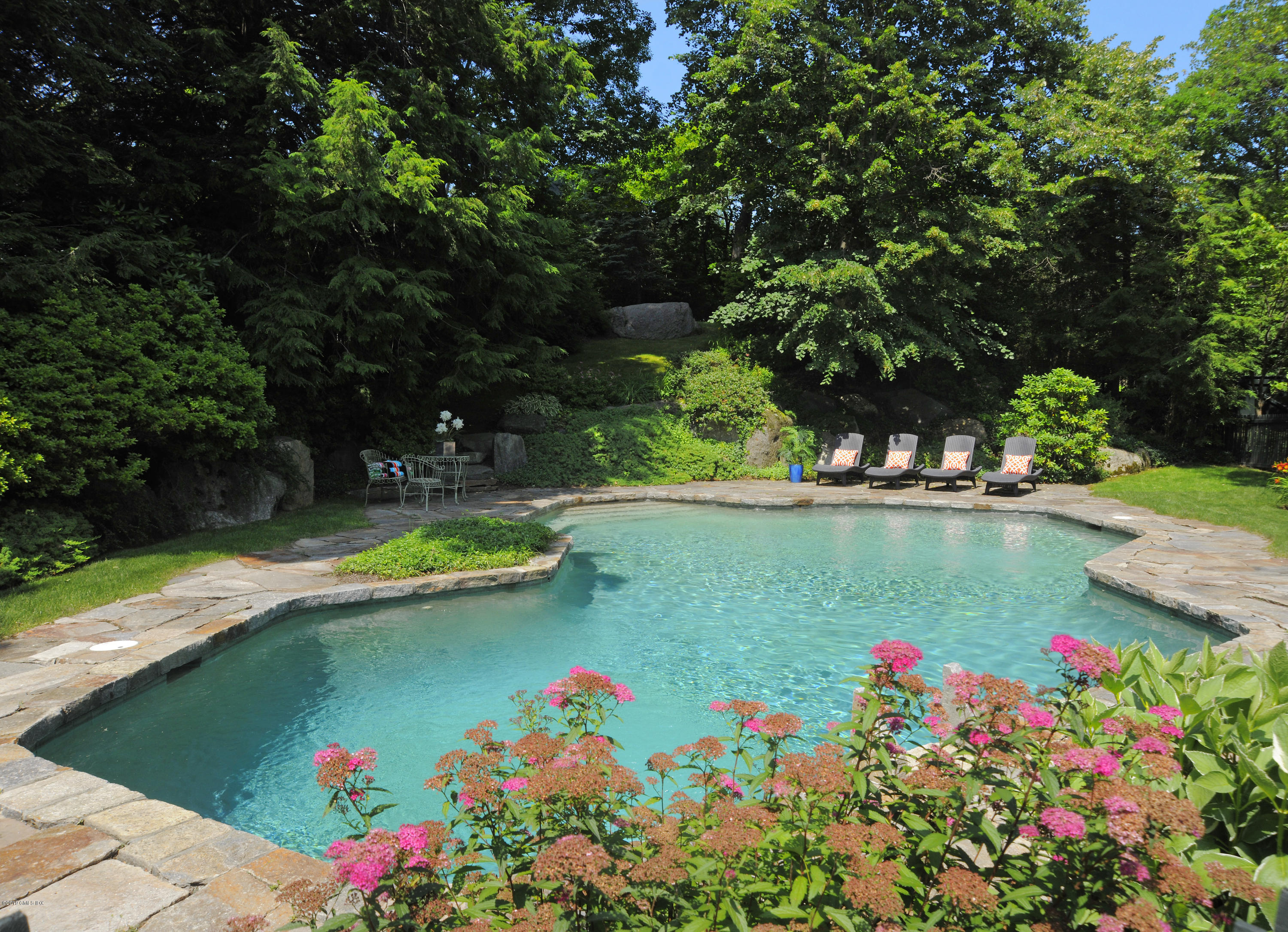 35 Copper Beech Road Greenwich, CT 06830 - Photo 21 of 26 a view of green field