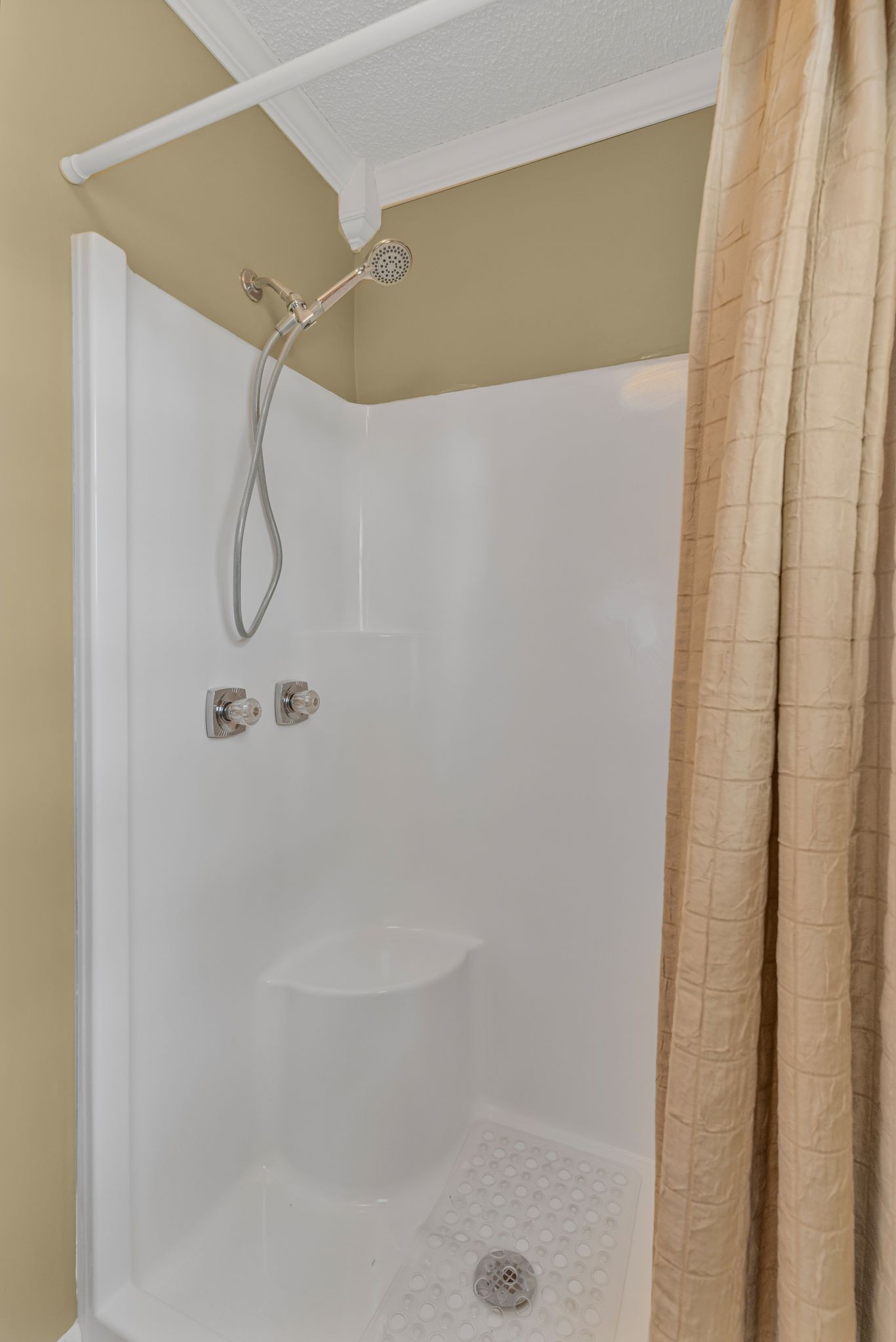 460 West Campbell Road Goodlettsville, TN 37072 - Photo 32 of 55 a bathroom with a shower