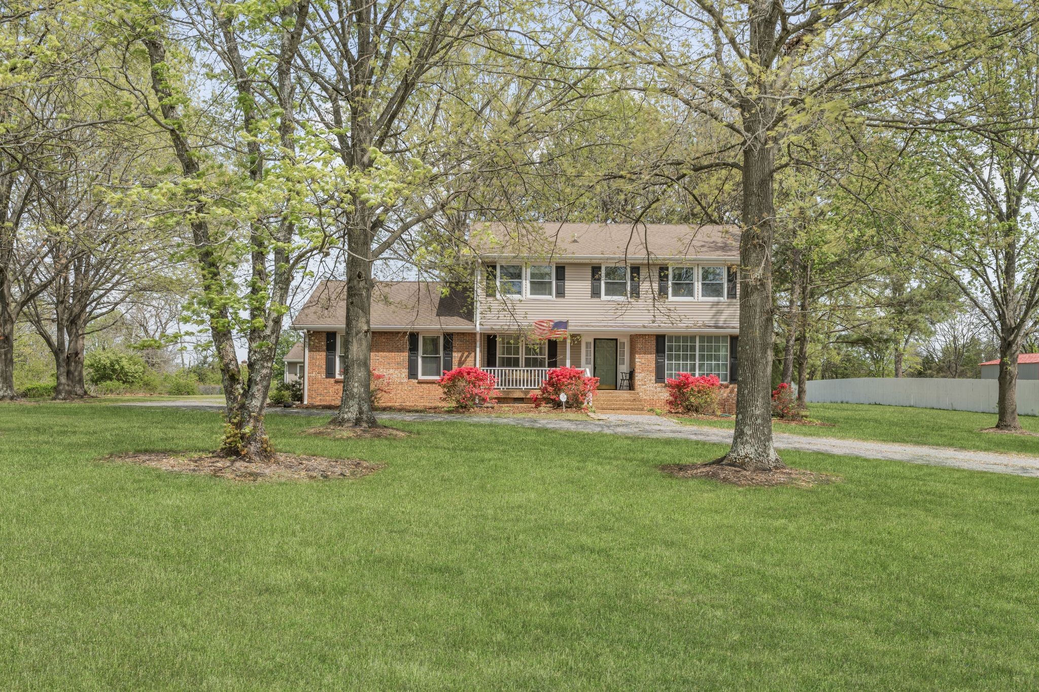 460 West Campbell Road Goodlettsville, TN 37072 - Photo 33 of 55 a front view of a building with garden