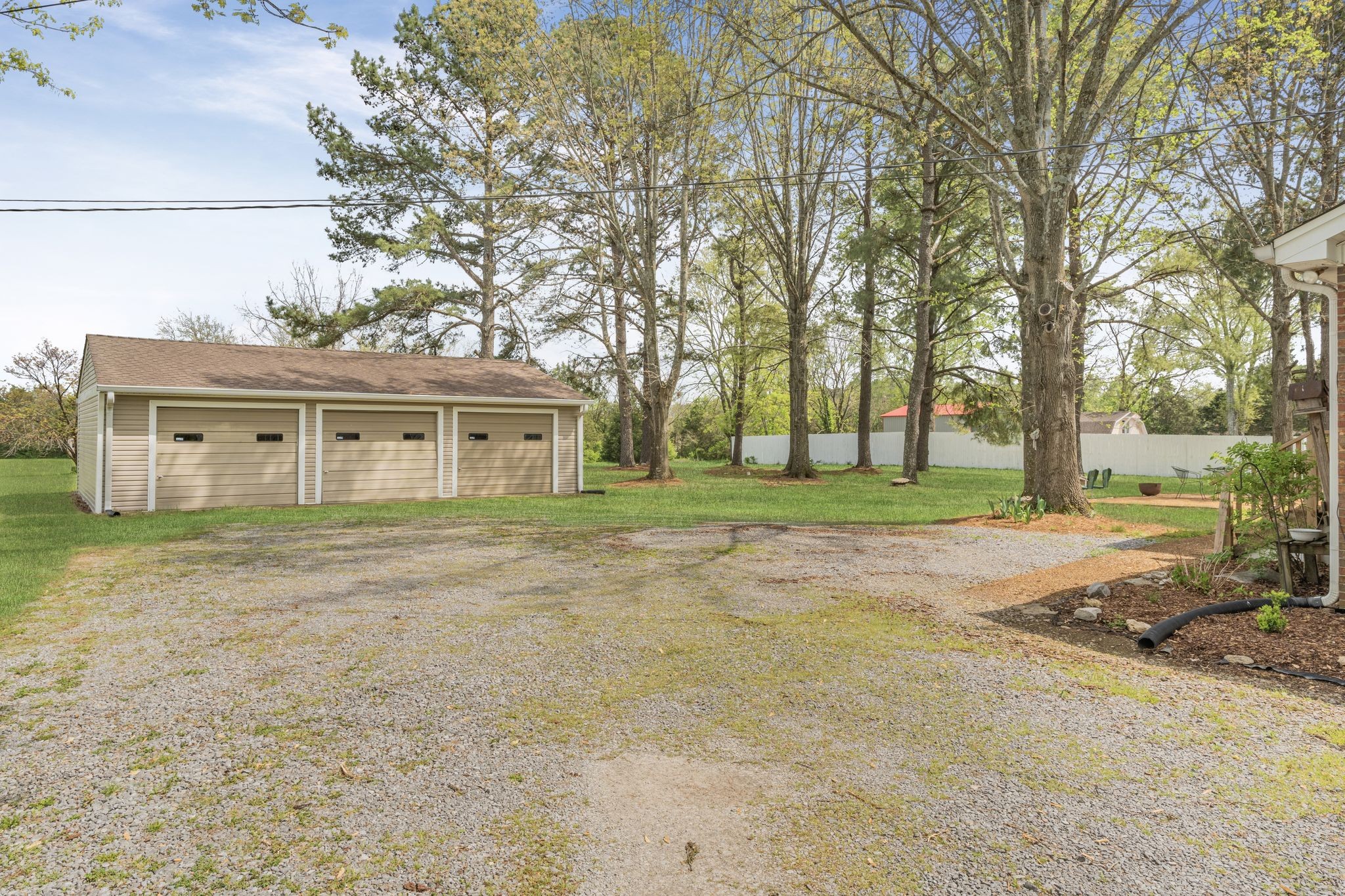 460 West Campbell Road Goodlettsville, TN 37072 - Photo 34 of 55 a front view of house with yard and green space