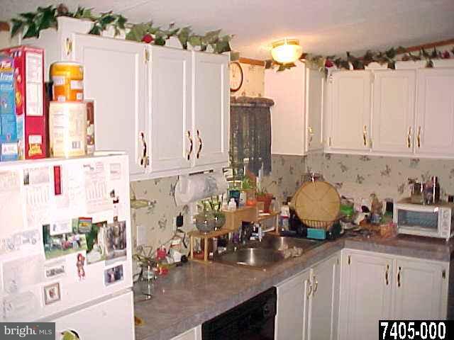 108 Zeigler Park Road Windsor, PA 17366 - Photo 3 of 5