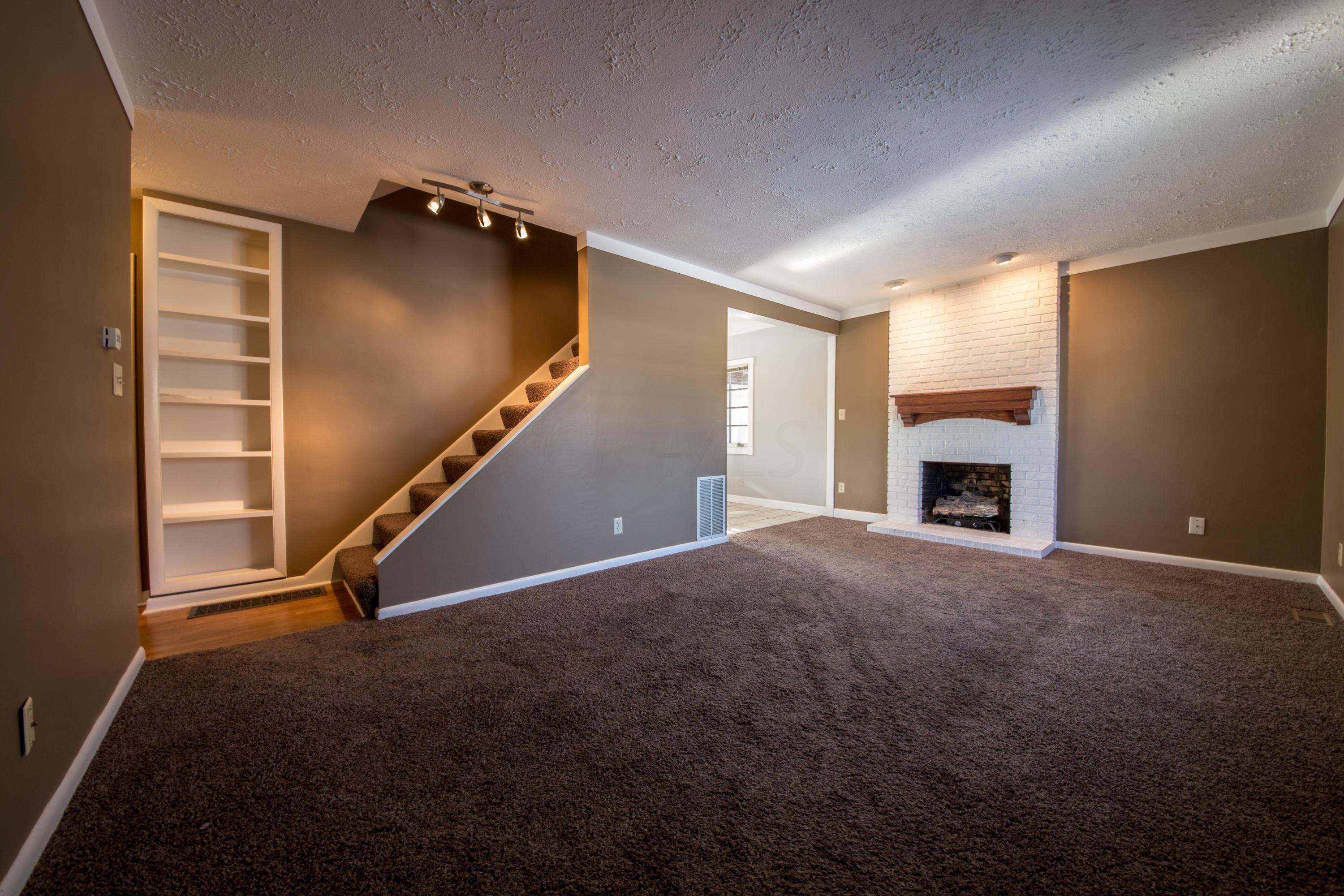 2239 Cranford Road Columbus, OH 43221 - Photo 2 of 16 Gallery Image 2