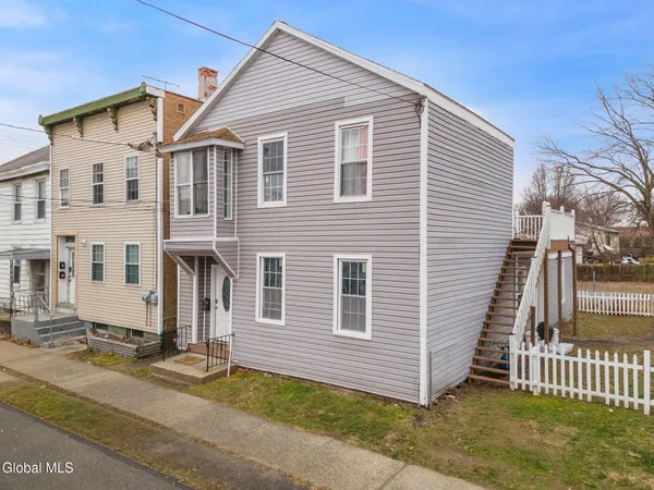 $4,400,000 | 2413-2415 6th Avenue, Watervliet, NY 12189