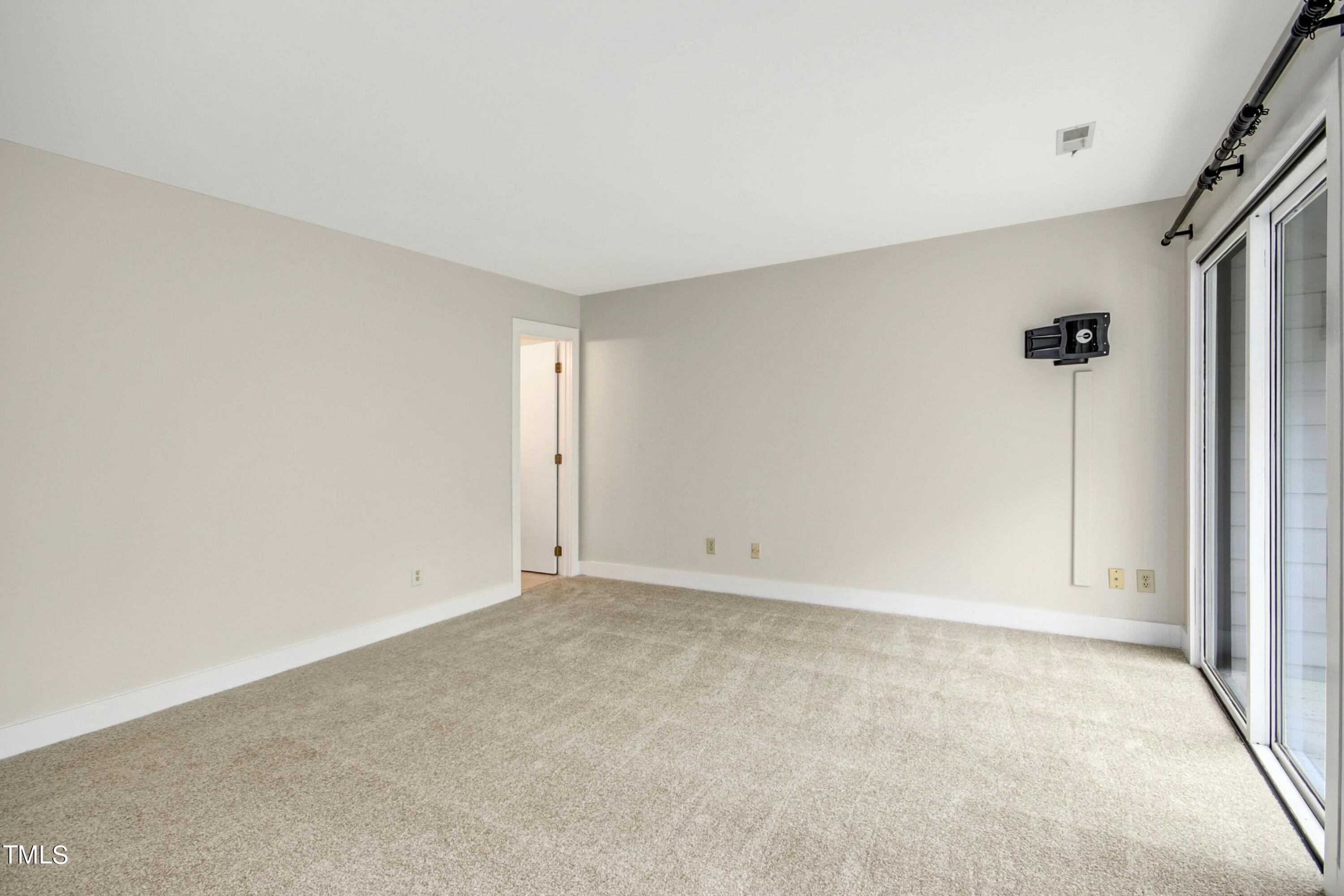 809 Carrington Drive Raleigh, NC 27615 - Photo 21 of 54 018-461046-809_Carrington_Drive_IMG_8895