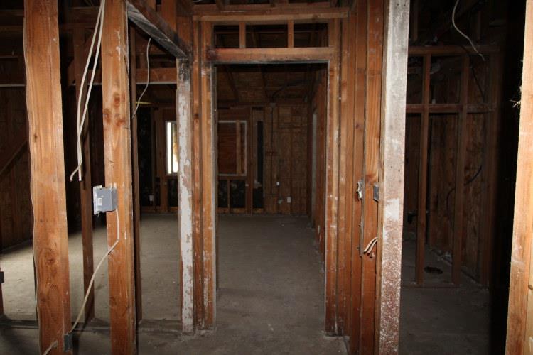 661 Barbara Court Merced, CA 95341 - Photo 9 of 18 a view of a walk in closet