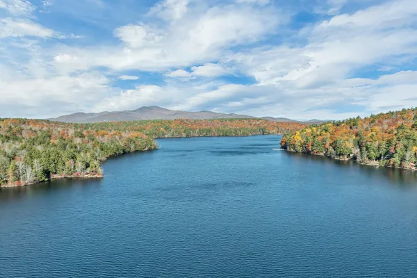 $640,000 | 41 Valley Road, Tuftonboro, NH 03816