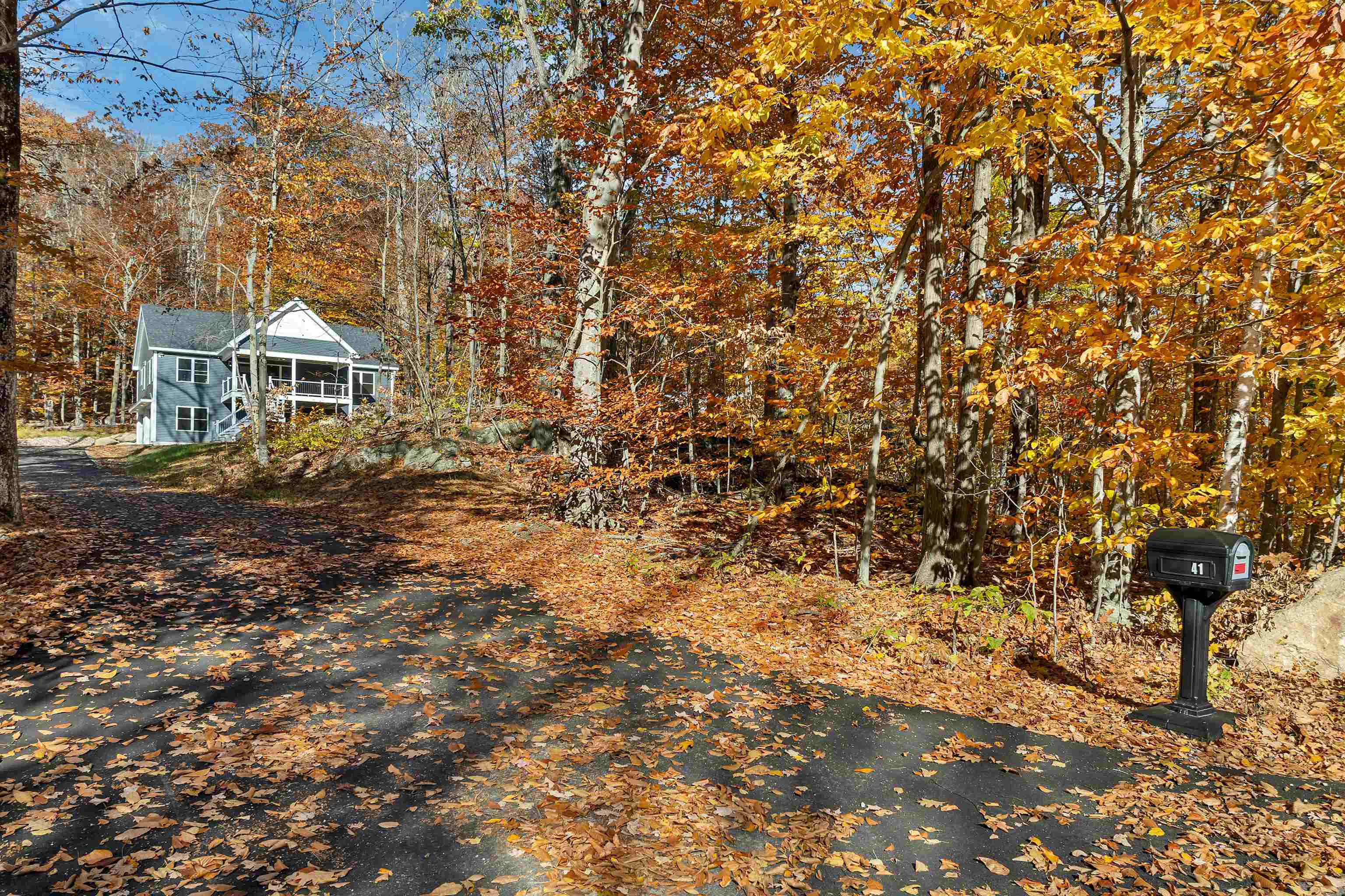 41 Valley Road Tuftonboro, NH 03816 - Photo 4 of 60