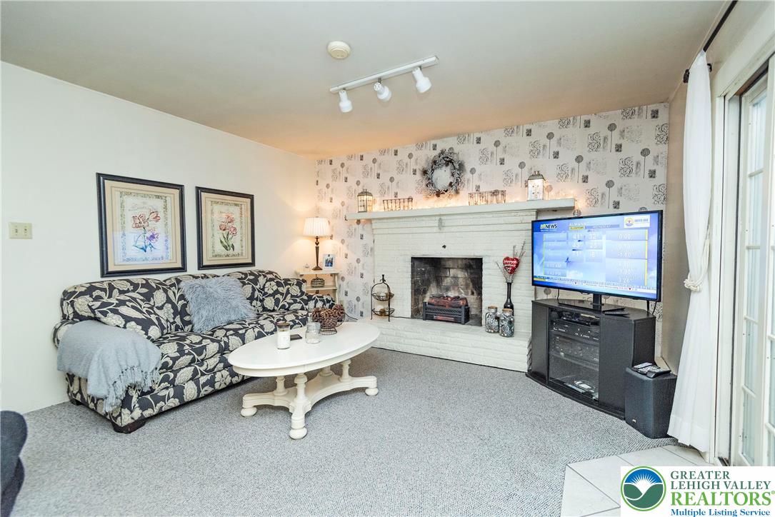 378 Bangor Junction Road Bangor, PA 18013 - Photo 34 of 50