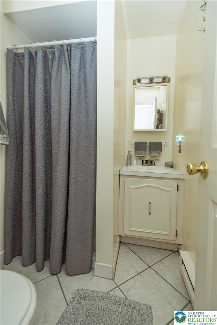 378 Bangor Junction Road Bangor, PA 18013 - Photo 39 of 50