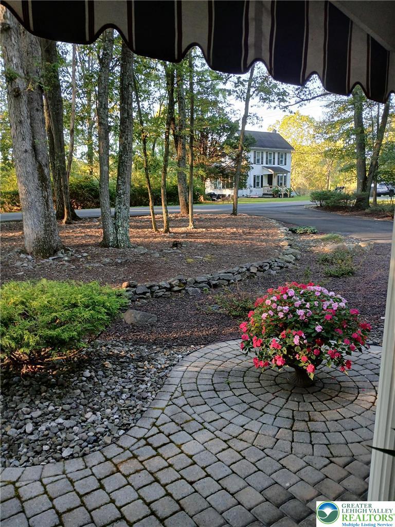 378 Bangor Junction Road Bangor, PA 18013 - Photo 7 of 50