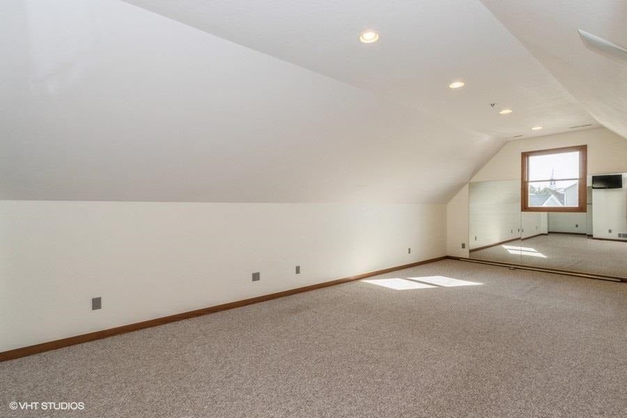 1275 Tipperary Road Iowa City, IA 52246 - Photo 33 of 63 Gallery Image 33