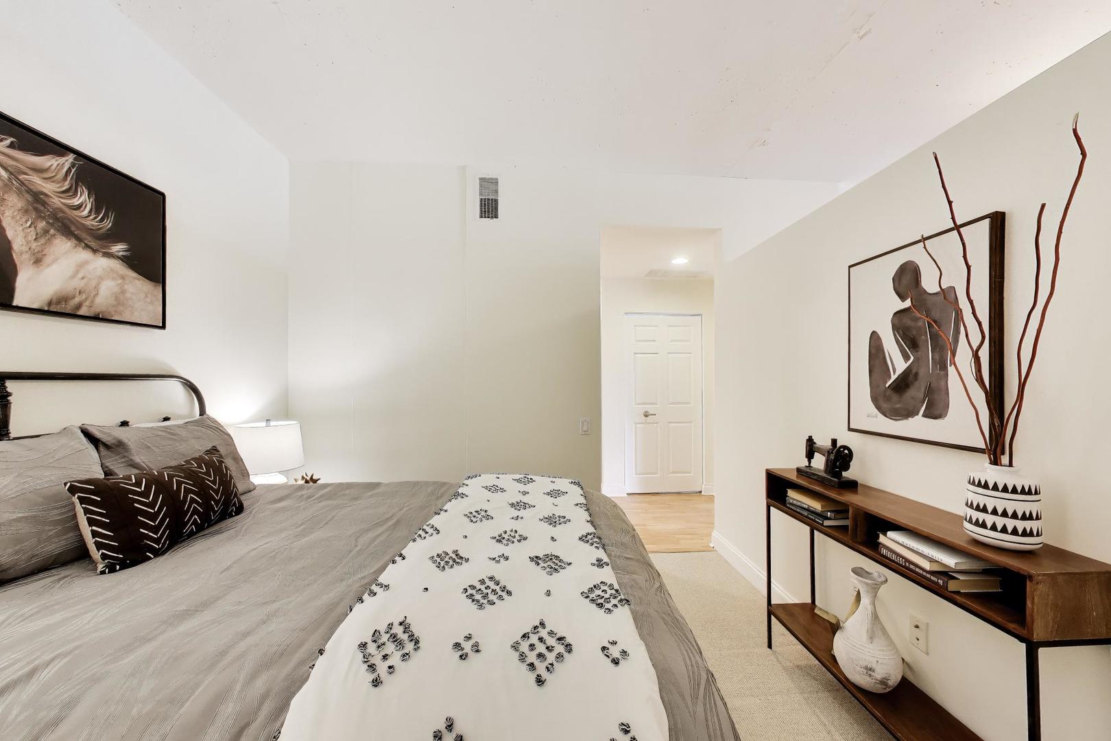 1001 West Madison Street, Unit 606 Chicago, IL 60607 - Photo 15 of 22
