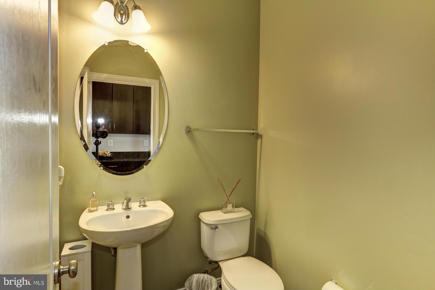 7603 Elmcrest Road Hanover, MD 21076 - Photo 13 of 29 Bath
