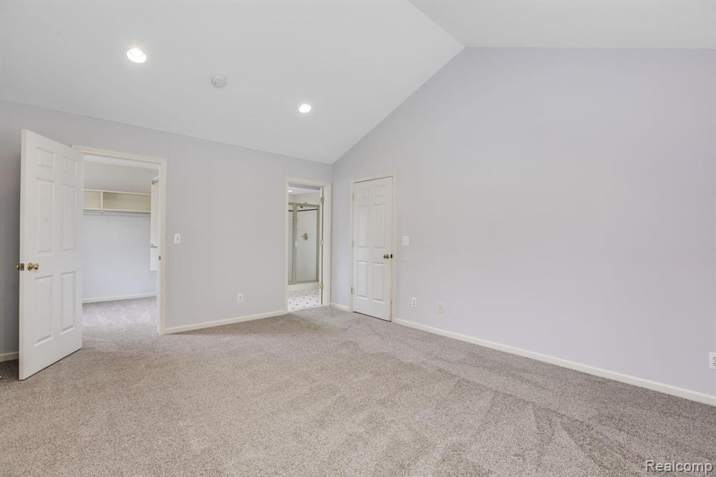 1110 Vernier Road Grosse Pointe Woods, MI 48236 - Photo 17 of 33