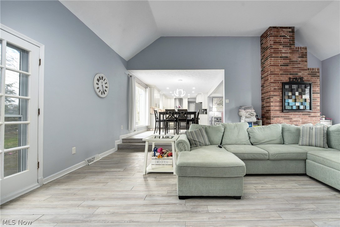 28610 Knickerbocker Road Bay Village, OH 44140 - Photo 32 of 32 Gallery Image 32