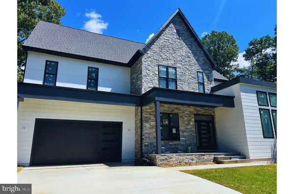 $2,750,000 | 1915 Great Falls Street, McLean, VA 22101