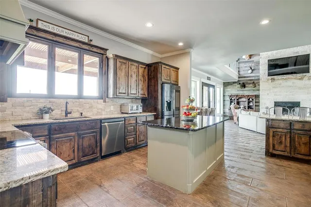 $2,399,999 | 1460 Ross Lane, Unit 42 AC, Springtown, TX 76082