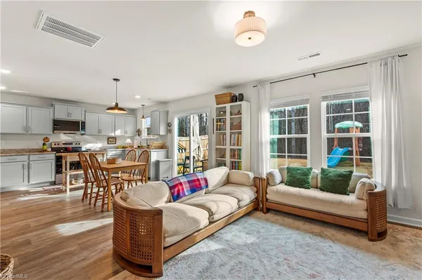 $289,900 | 166 Carriage Cove Circle, Mocksville, NC 27028