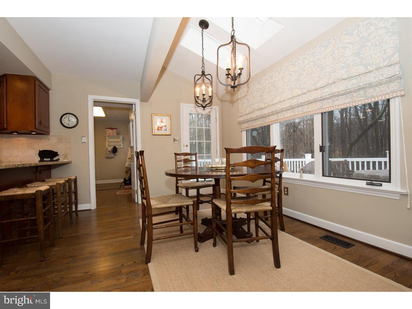 264 Ravenscliff Road Wayne, PA 19087 - Photo 8 of 24 Breakfast Room