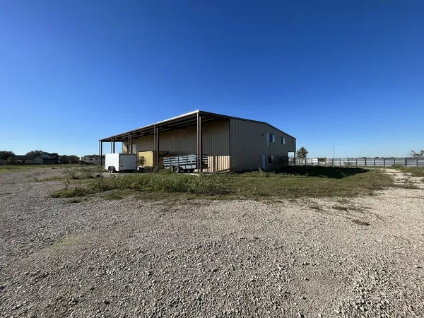 $1,695,000 | 36847 2 Richard Frey Road, Hempstead, TX 77445