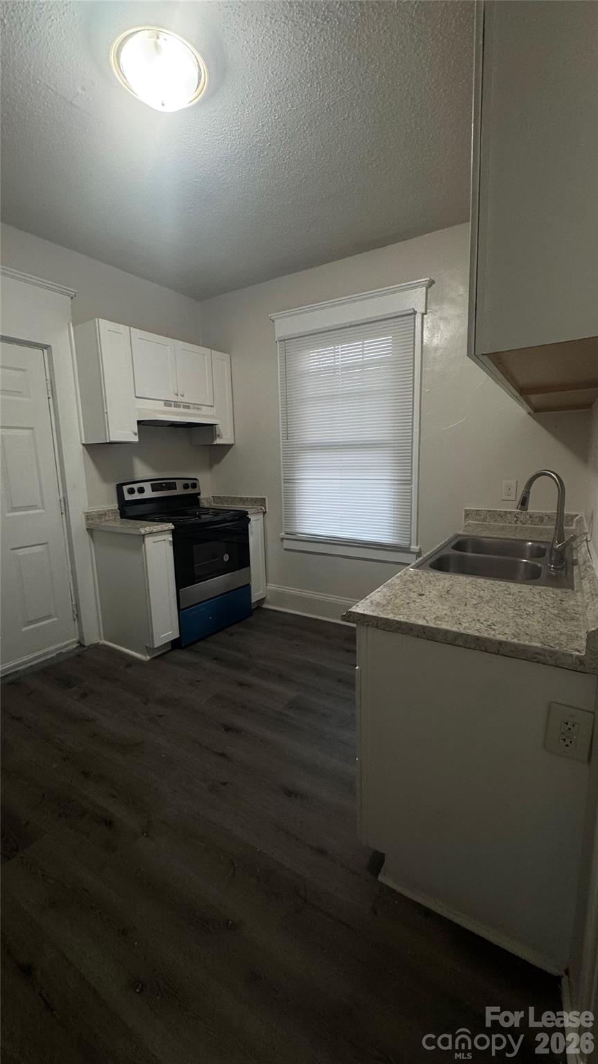 4604 Hovis Road Charlotte, NC 28208 - Photo 4 of 11