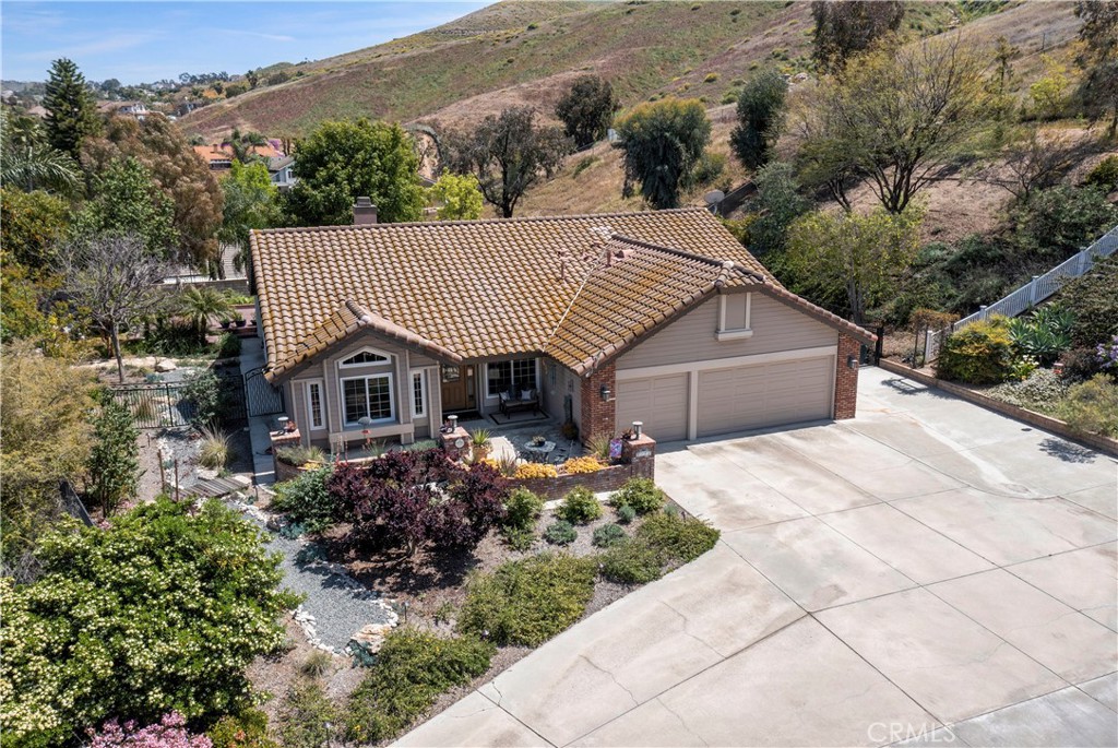 a view of a house with a garden