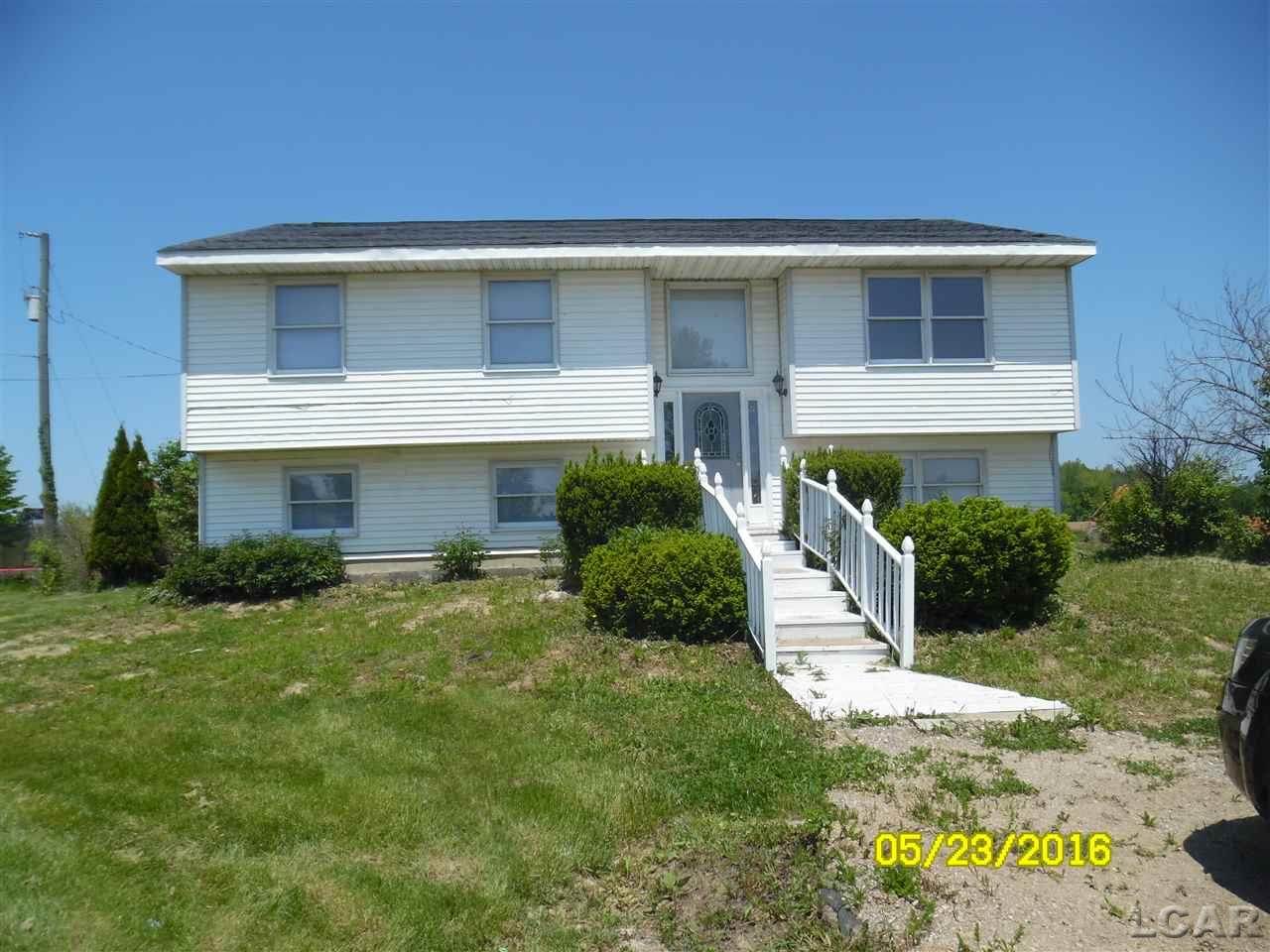 9750 Beecher Road Clayton, MI 49235 - Photo 1 of 37
