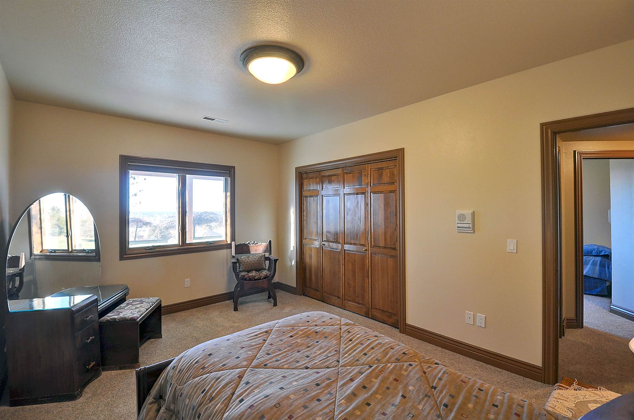 6109 South Dearborn Road Spokane, WA 99223 - Photo 17 of 35