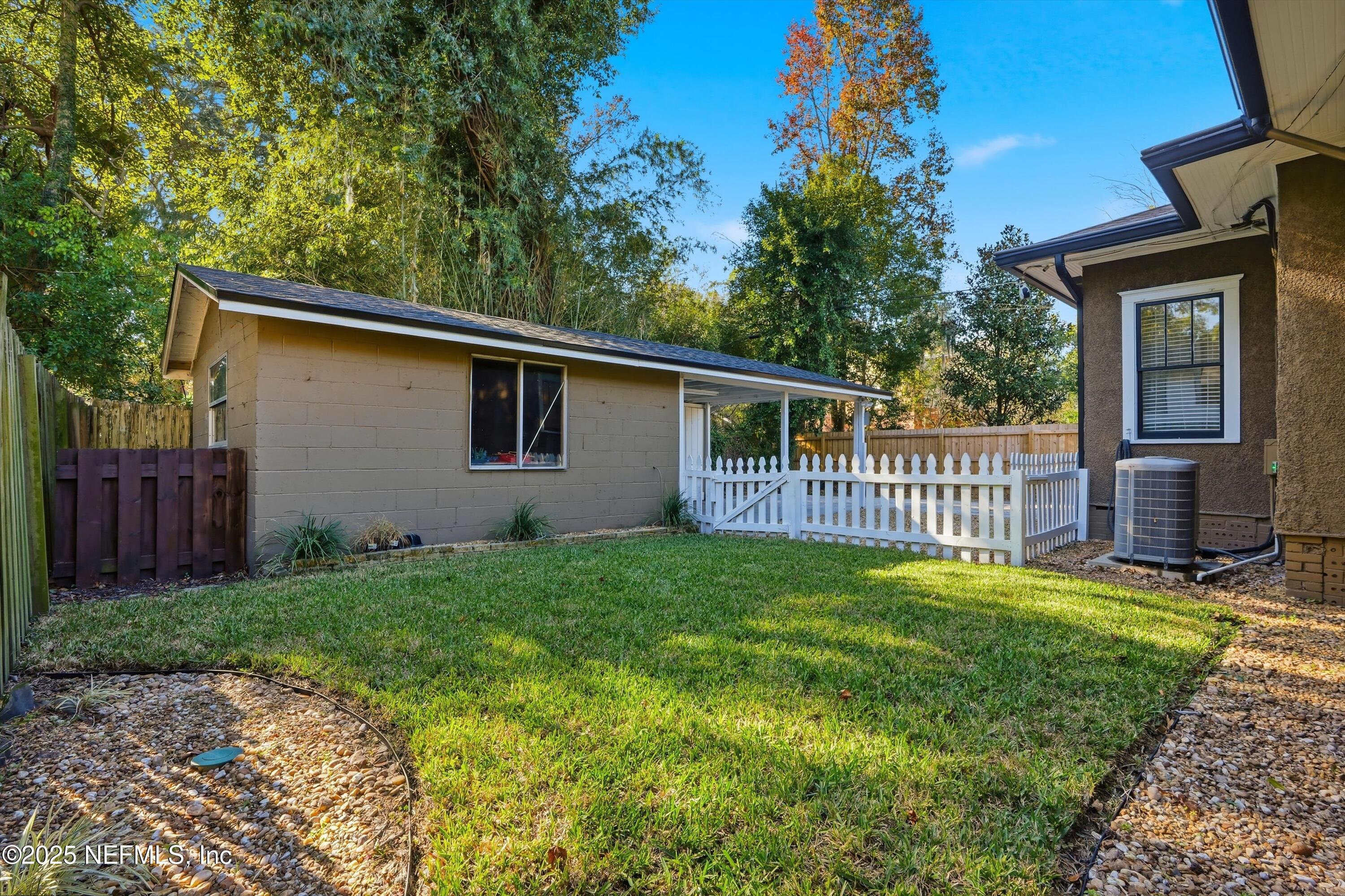 1220 Cherry Street Jacksonville, FL 32205 - Photo 28 of 47 Backyard