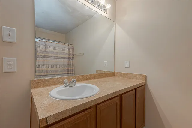 $232,000 | 6352 Austinville Drive, Katy, TX 77449