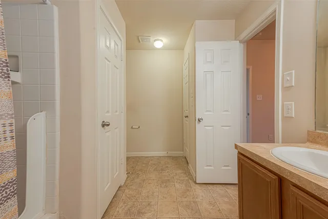 $232,000 | 6352 Austinville Drive, Katy, TX 77449