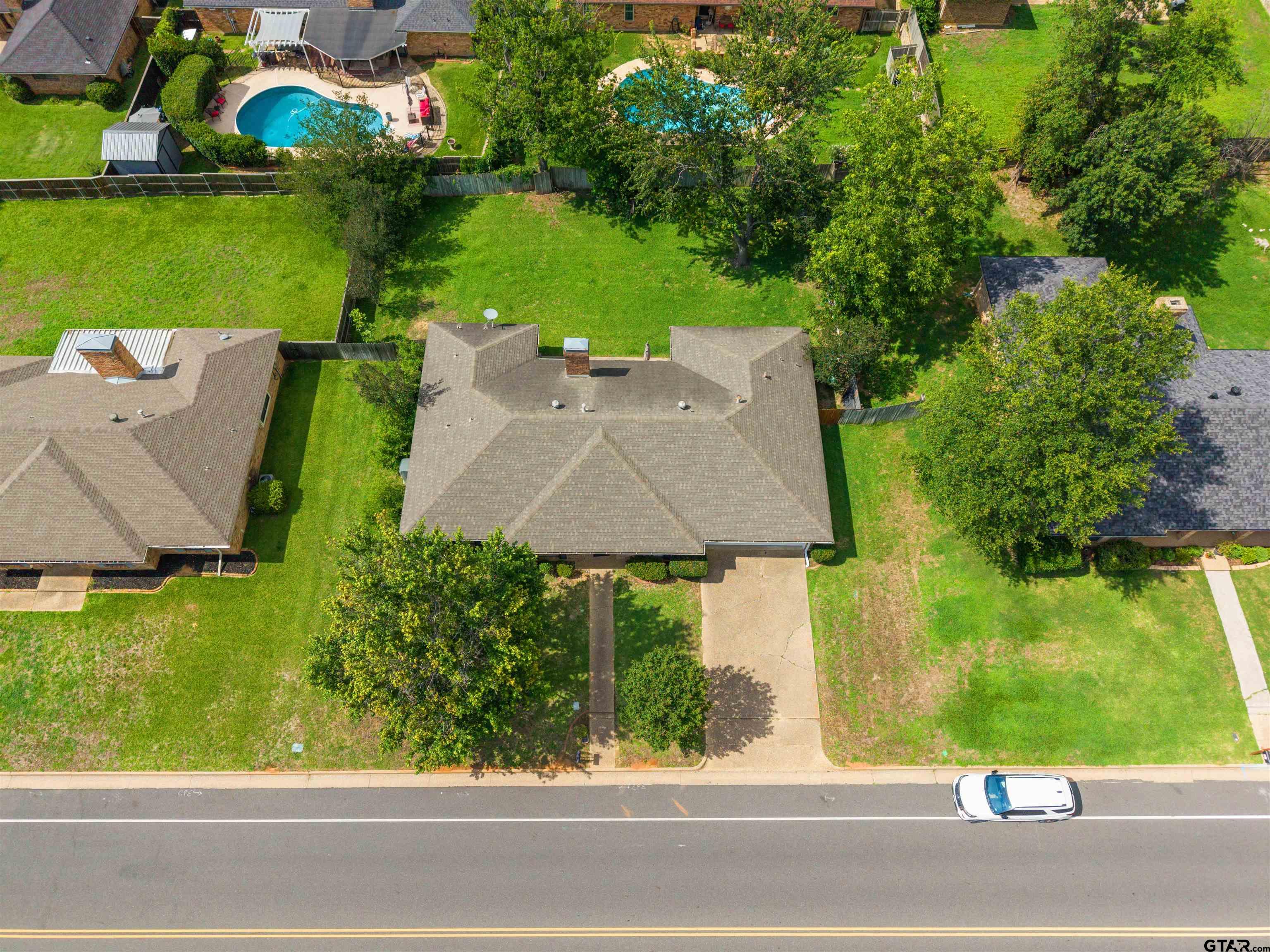 809 West Rieck Road Tyler, TX 75703 - Photo 3 of 31