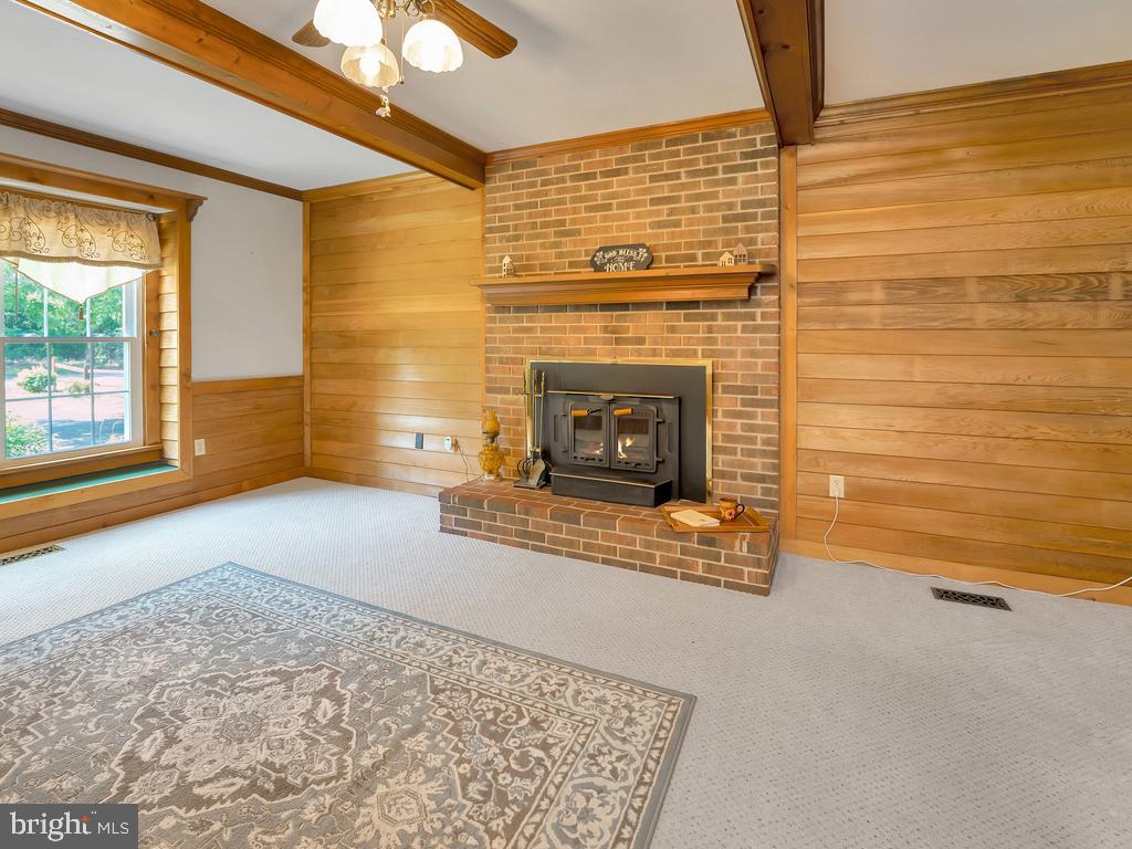 9817 Leavells Road Fredericksburg, VA 22407 - Photo 3 of 40 Gallery Image 3