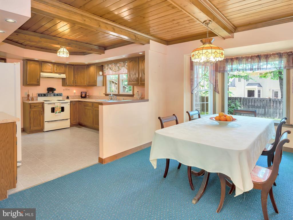 9817 Leavells Road Fredericksburg, VA 22407 - Photo 5 of 40 Gallery Image 5