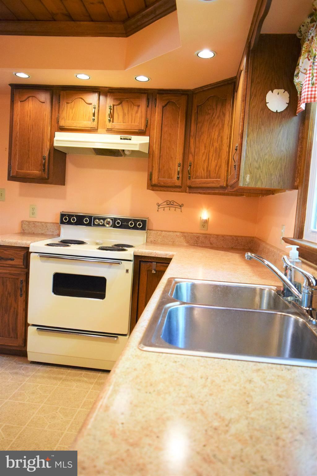 9817 Leavells Road Fredericksburg, VA 22407 - Photo 9 of 40 Gallery Image 9