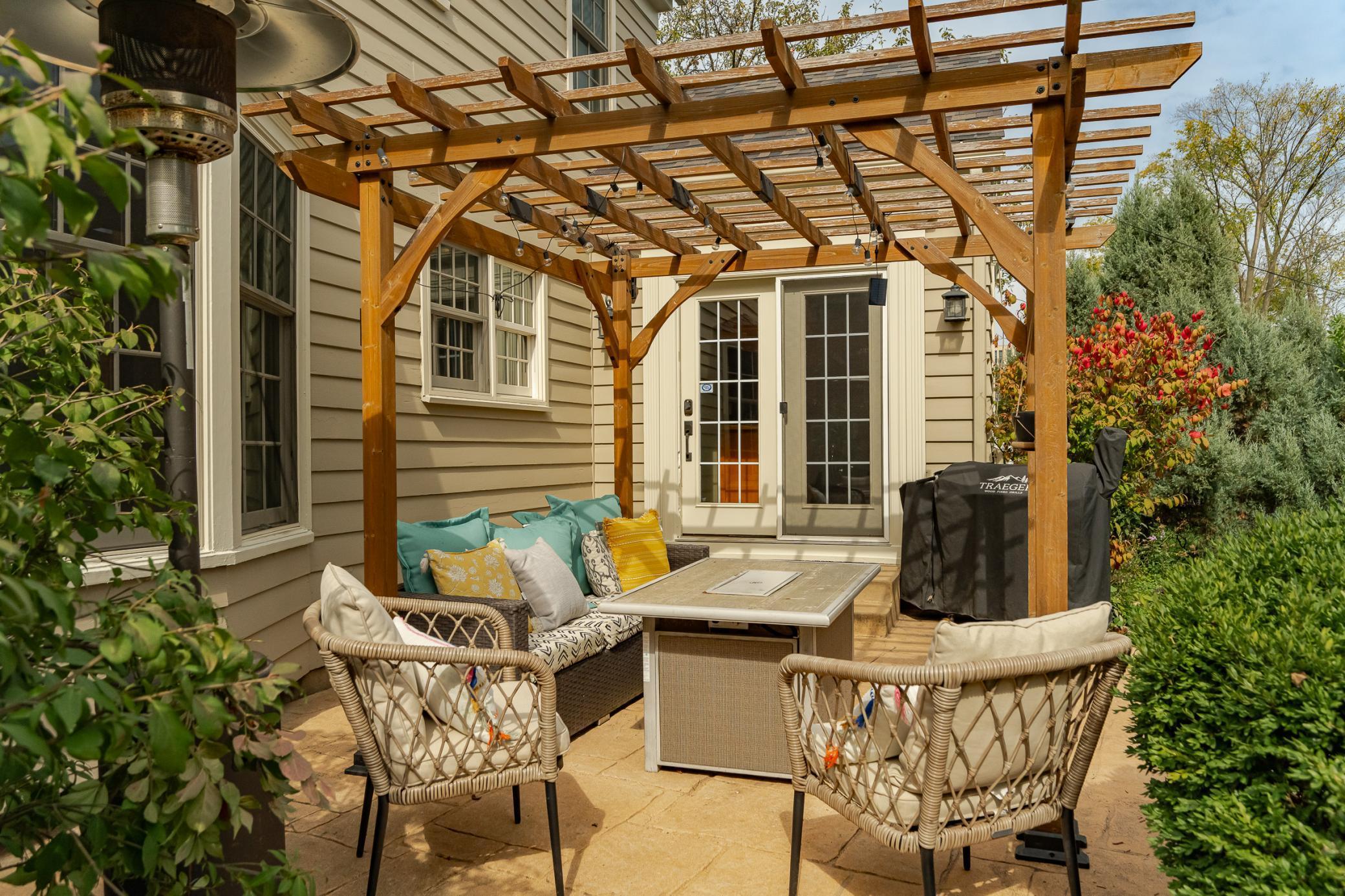 430 15th Avenue Southwest Rochester, MN 55902 - Photo 32 of 45