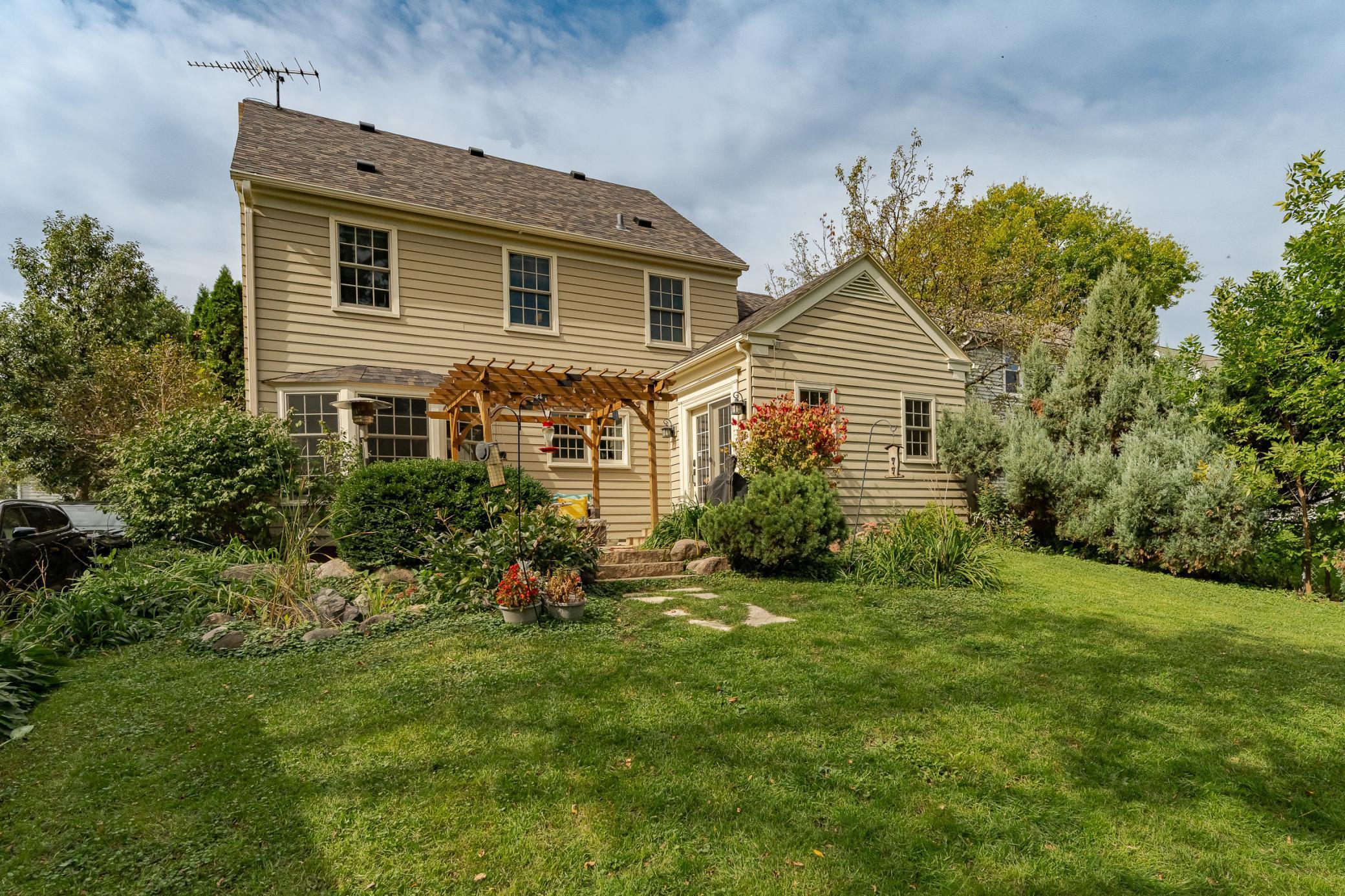 430 15th Avenue Southwest Rochester, MN 55902 - Photo 4 of 45