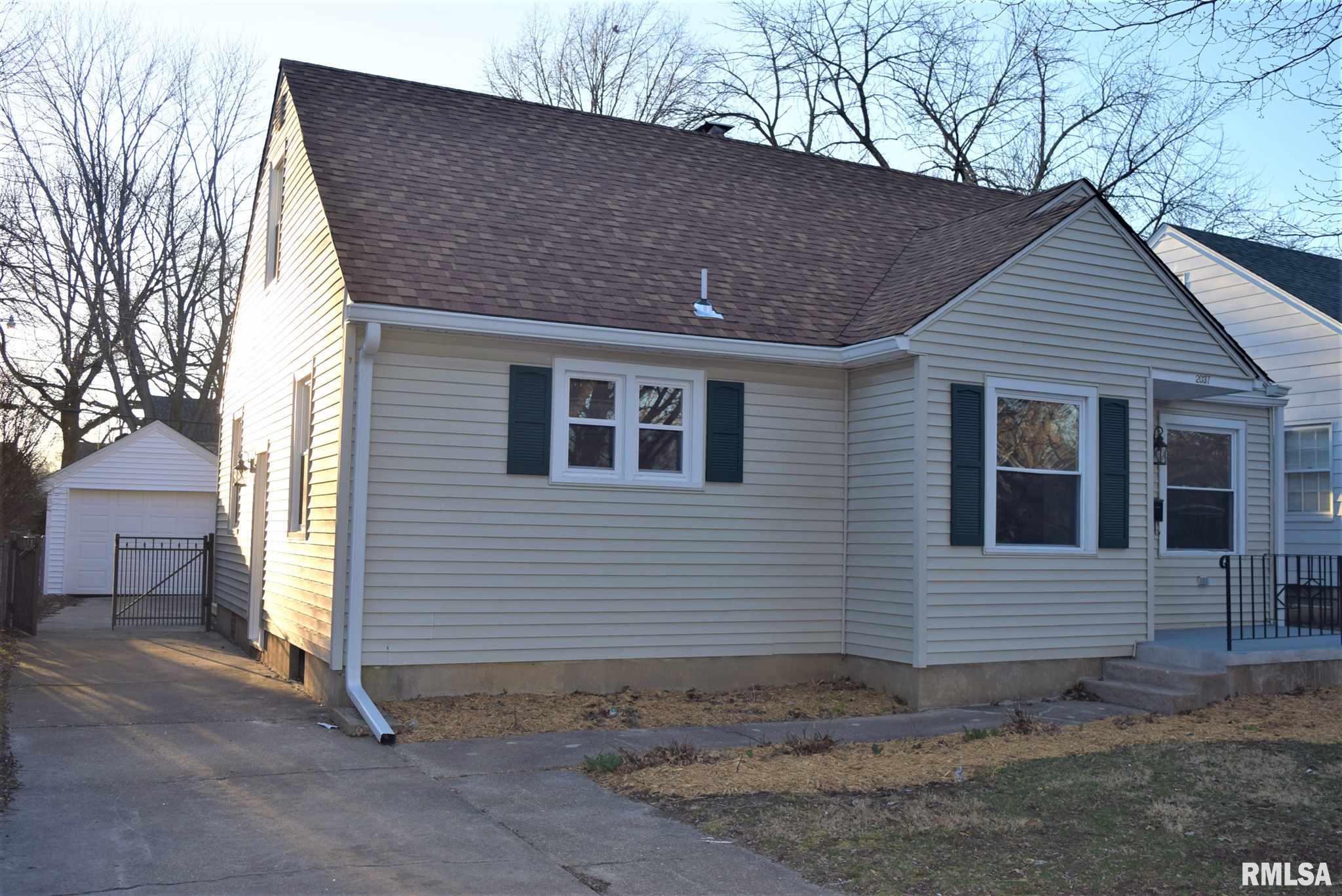 2037 South Walnut Street Springfield, IL 62704 - Photo 34 of 39